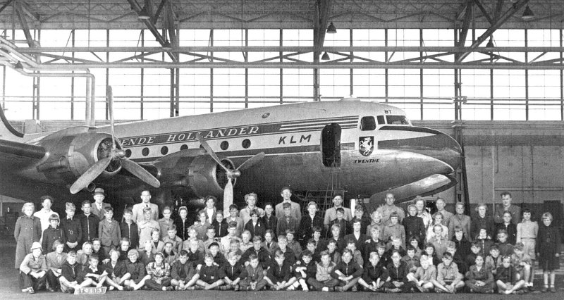 Schoolfoto OLS aan de Singel klas 5 en 6 1952 - 1953.jpg